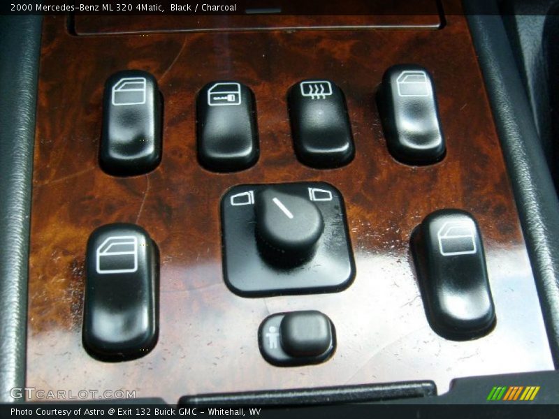 Black / Charcoal 2000 Mercedes-Benz ML 320 4Matic