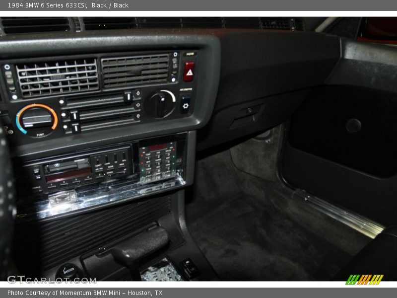 Controls of 1984 6 Series 633CSi