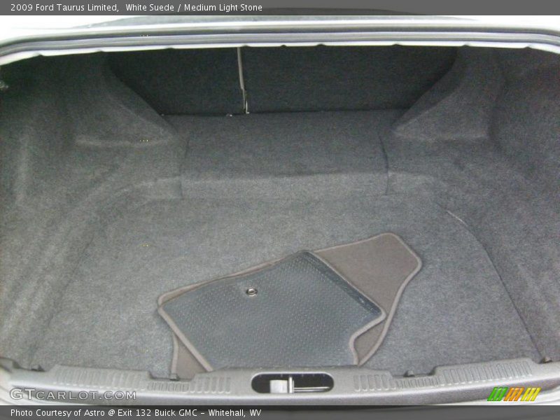 White Suede / Medium Light Stone 2009 Ford Taurus Limited