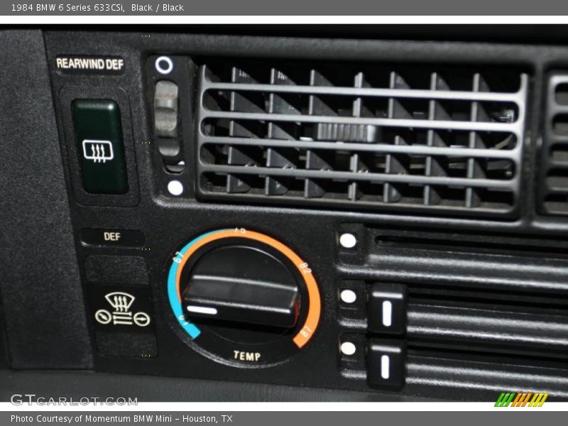 Controls of 1984 6 Series 633CSi