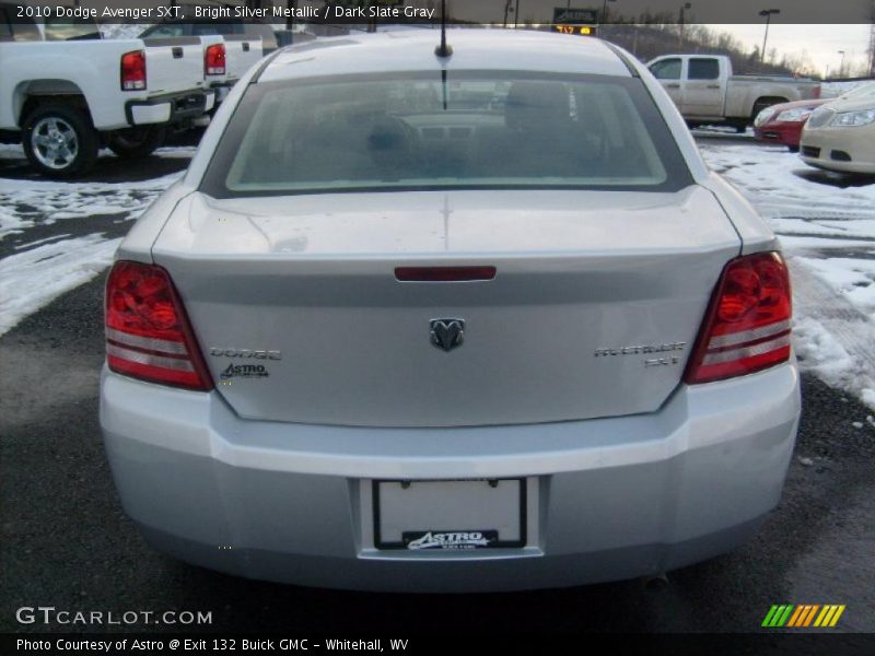 Bright Silver Metallic / Dark Slate Gray 2010 Dodge Avenger SXT