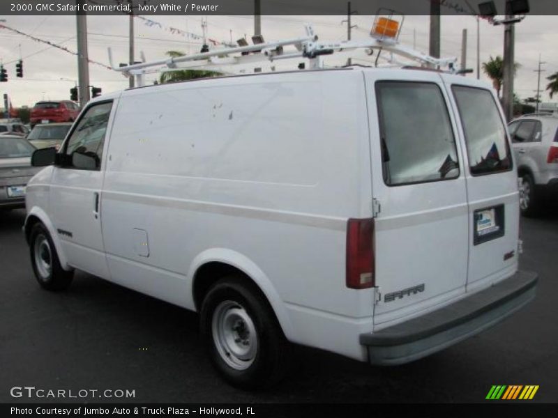 Ivory White / Pewter 2000 GMC Safari Commercial