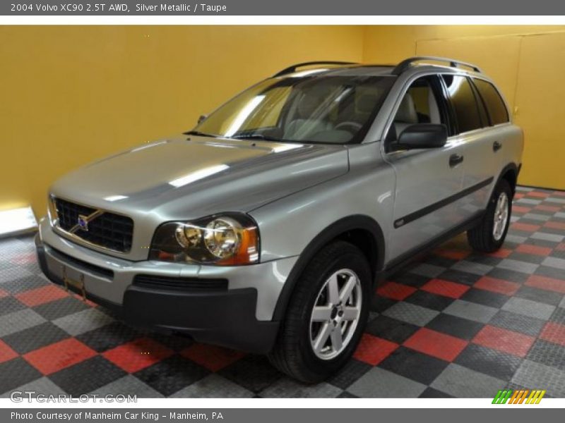 Silver Metallic / Taupe 2004 Volvo XC90 2.5T AWD
