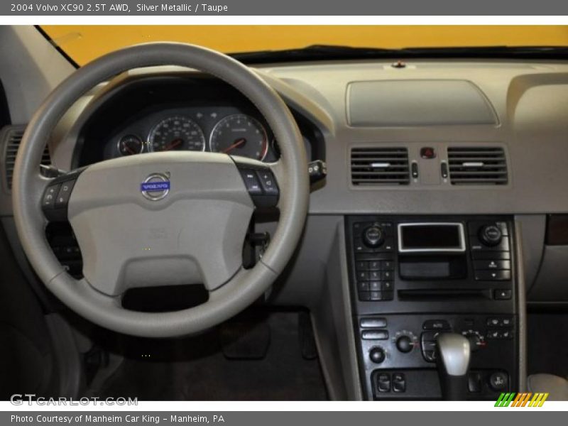 Silver Metallic / Taupe 2004 Volvo XC90 2.5T AWD