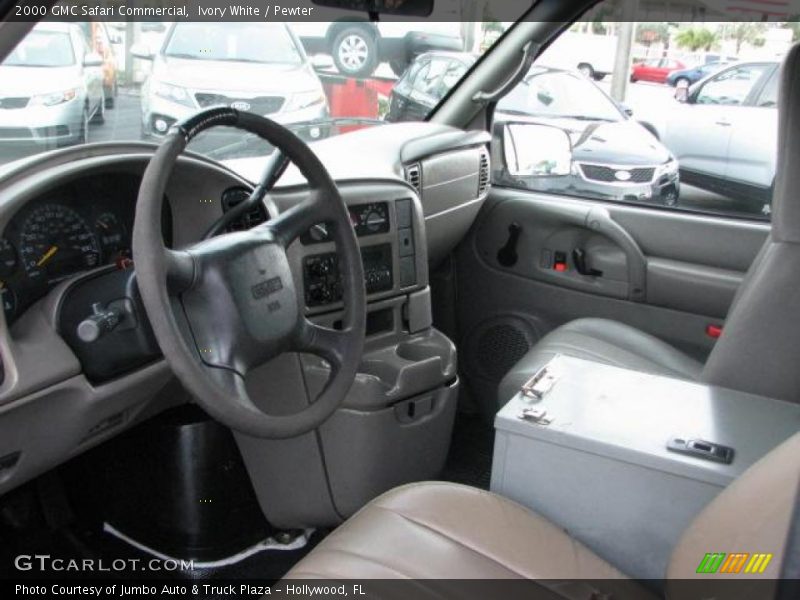 Ivory White / Pewter 2000 GMC Safari Commercial