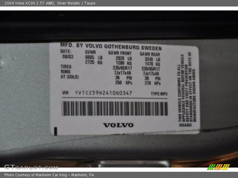 Silver Metallic / Taupe 2004 Volvo XC90 2.5T AWD