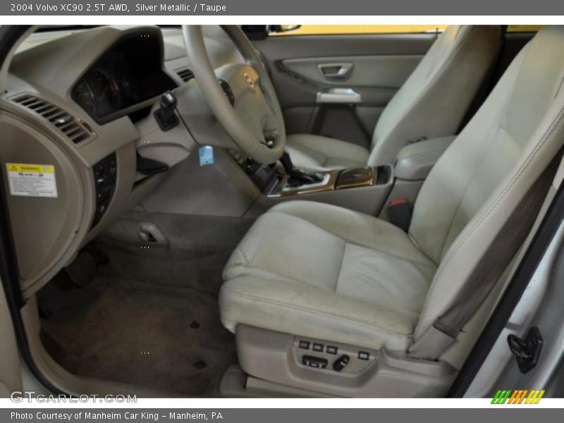 Silver Metallic / Taupe 2004 Volvo XC90 2.5T AWD