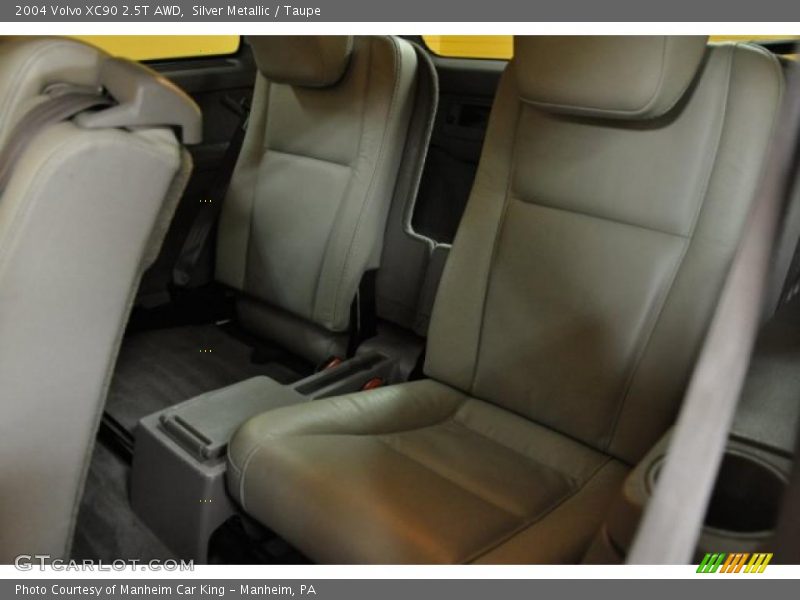 Silver Metallic / Taupe 2004 Volvo XC90 2.5T AWD