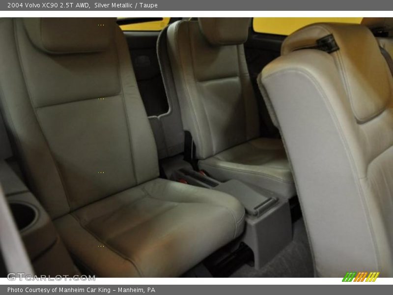 Silver Metallic / Taupe 2004 Volvo XC90 2.5T AWD