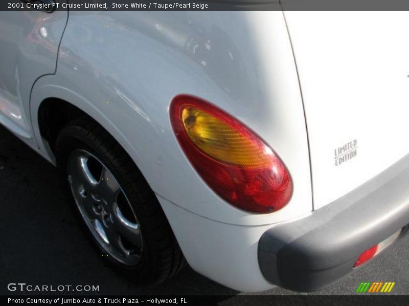 Stone White / Taupe/Pearl Beige 2001 Chrysler PT Cruiser Limited