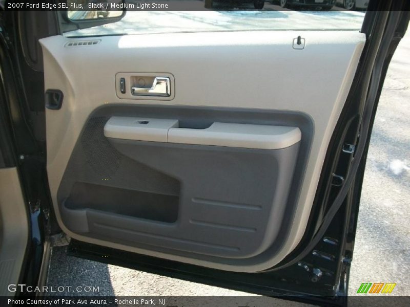 Black / Medium Light Stone 2007 Ford Edge SEL Plus