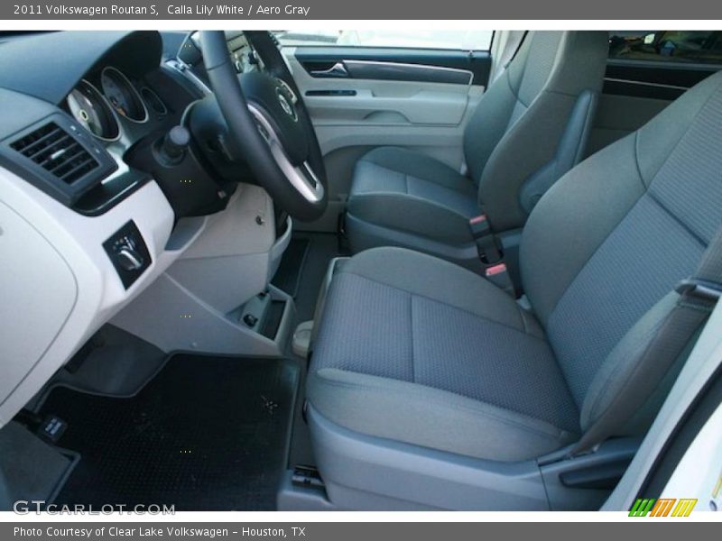 Calla Lily White / Aero Gray 2011 Volkswagen Routan S