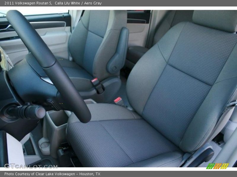 Calla Lily White / Aero Gray 2011 Volkswagen Routan S