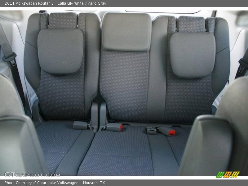  2011 Routan S Aero Gray Interior