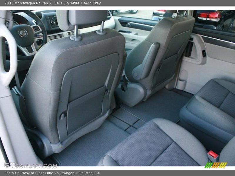 Calla Lily White / Aero Gray 2011 Volkswagen Routan S