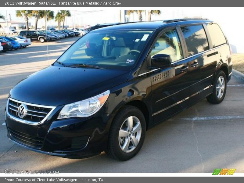 Tanzanite Blue Metallic / Aero Gray 2011 Volkswagen Routan SE