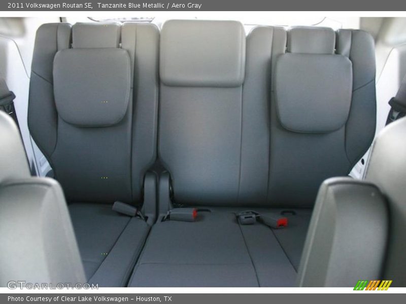 Tanzanite Blue Metallic / Aero Gray 2011 Volkswagen Routan SE