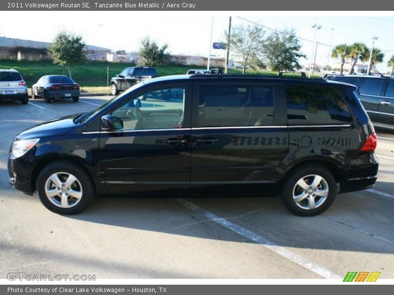 Tanzanite Blue Metallic / Aero Gray 2011 Volkswagen Routan SE