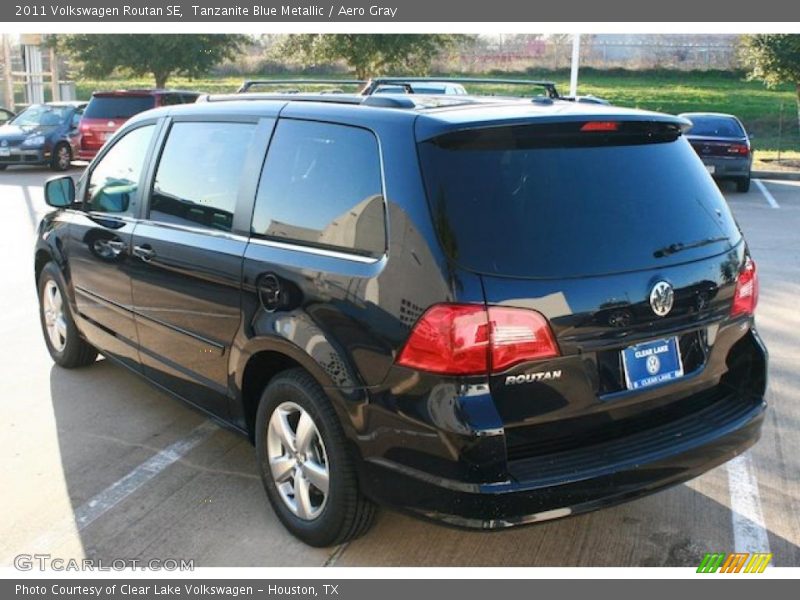 Tanzanite Blue Metallic / Aero Gray 2011 Volkswagen Routan SE