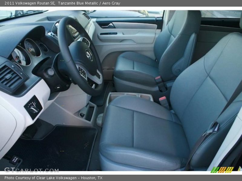 Tanzanite Blue Metallic / Aero Gray 2011 Volkswagen Routan SE
