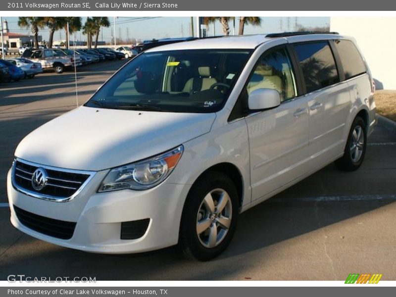 Calla Lily White / Sierra Stone 2011 Volkswagen Routan SE