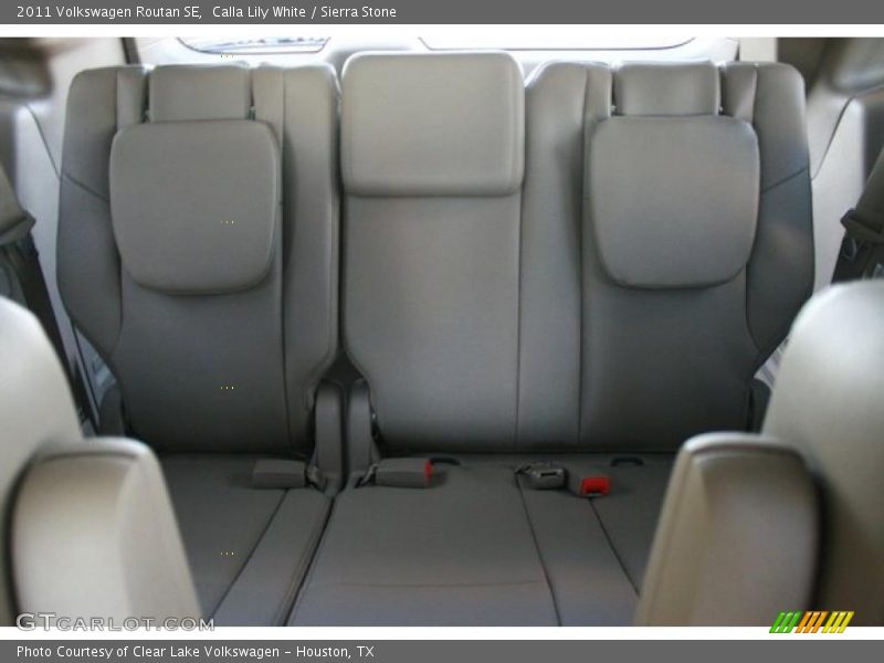  2011 Routan SE Sierra Stone Interior