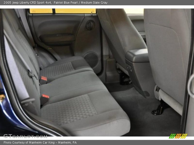 Patriot Blue Pearl / Medium Slate Gray 2005 Jeep Liberty CRD Sport 4x4
