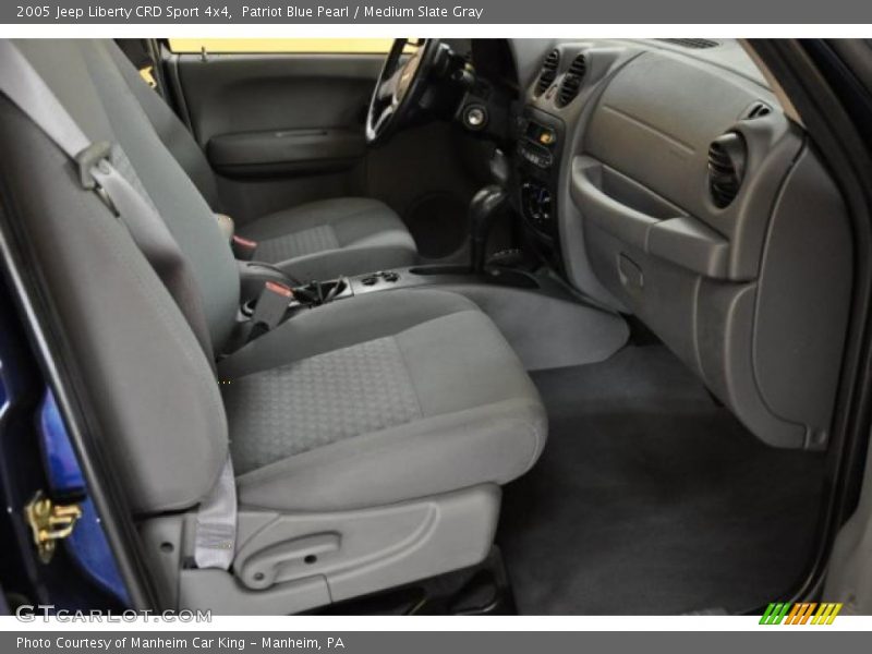 Patriot Blue Pearl / Medium Slate Gray 2005 Jeep Liberty CRD Sport 4x4