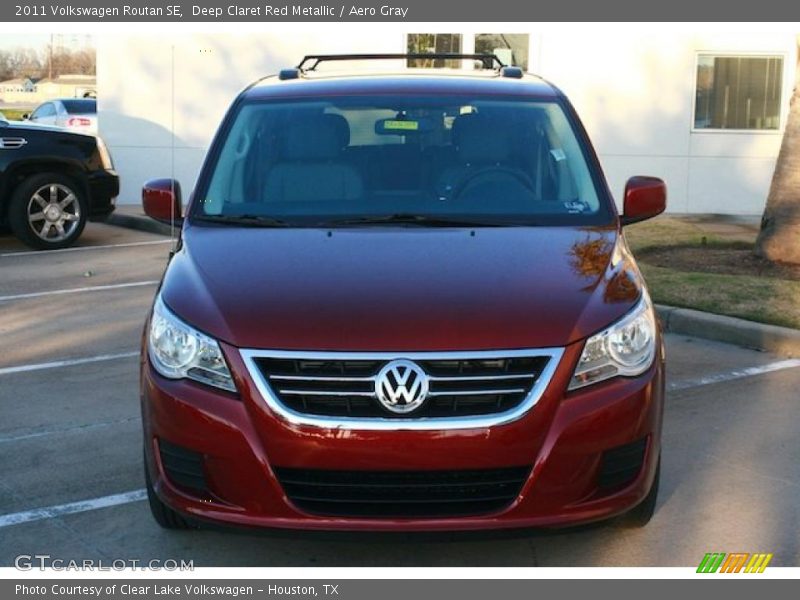 Deep Claret Red Metallic / Aero Gray 2011 Volkswagen Routan SE