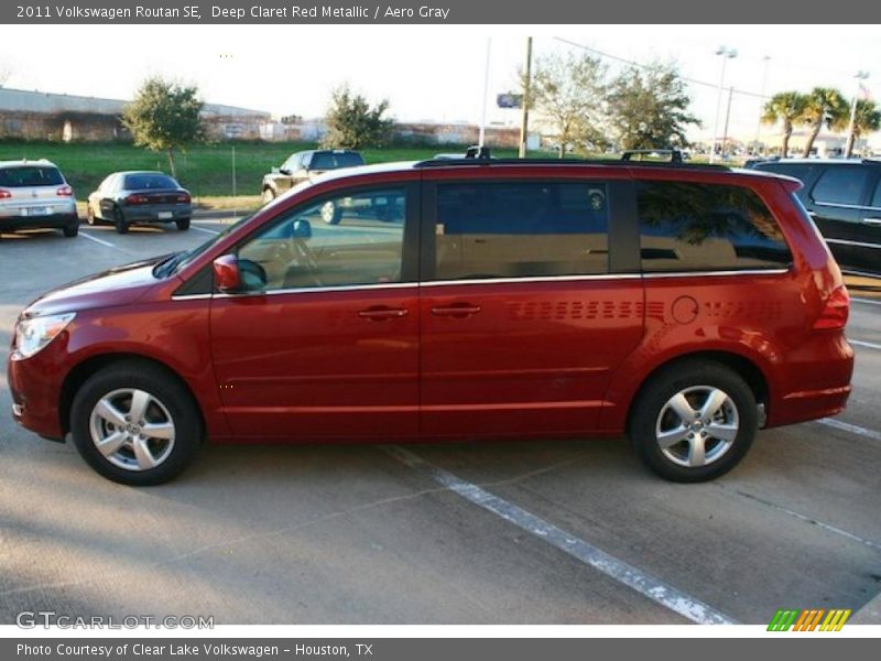 Deep Claret Red Metallic / Aero Gray 2011 Volkswagen Routan SE