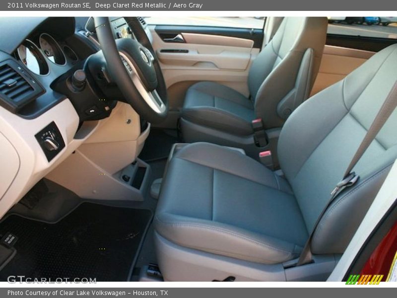 Deep Claret Red Metallic / Aero Gray 2011 Volkswagen Routan SE