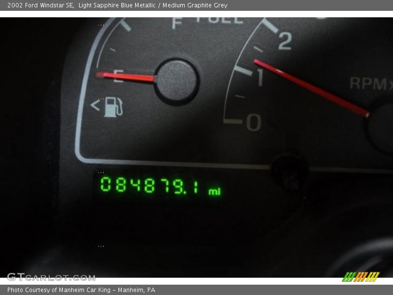 Light Sapphire Blue Metallic / Medium Graphite Grey 2002 Ford Windstar SE