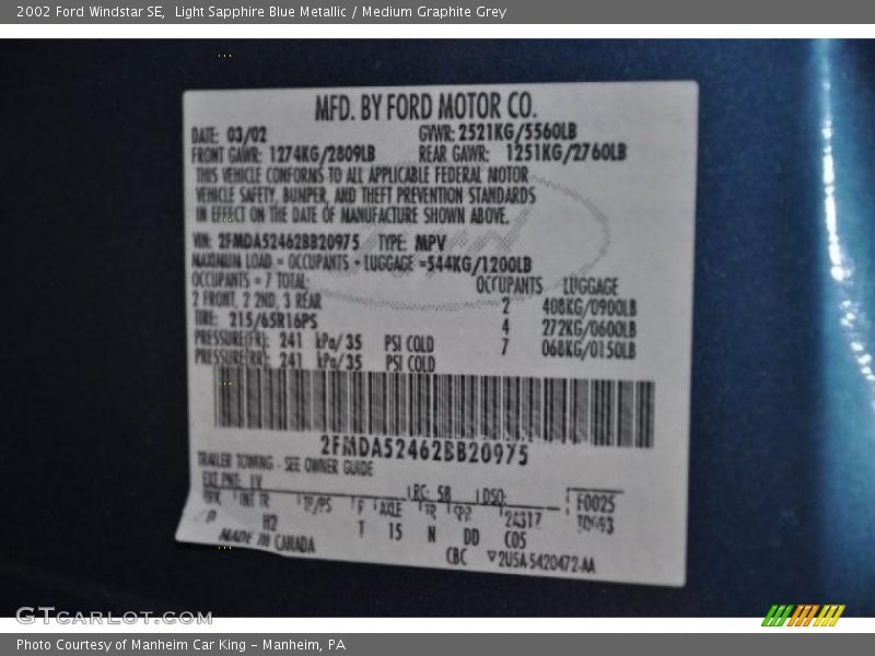 Light Sapphire Blue Metallic / Medium Graphite Grey 2002 Ford Windstar SE