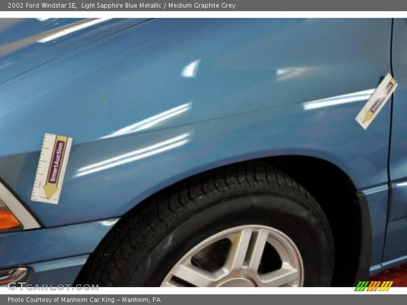 Light Sapphire Blue Metallic / Medium Graphite Grey 2002 Ford Windstar SE
