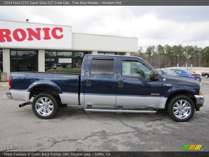 True Blue Metallic / Medium Flint 2004 Ford F250 Super Duty XLT Crew Cab