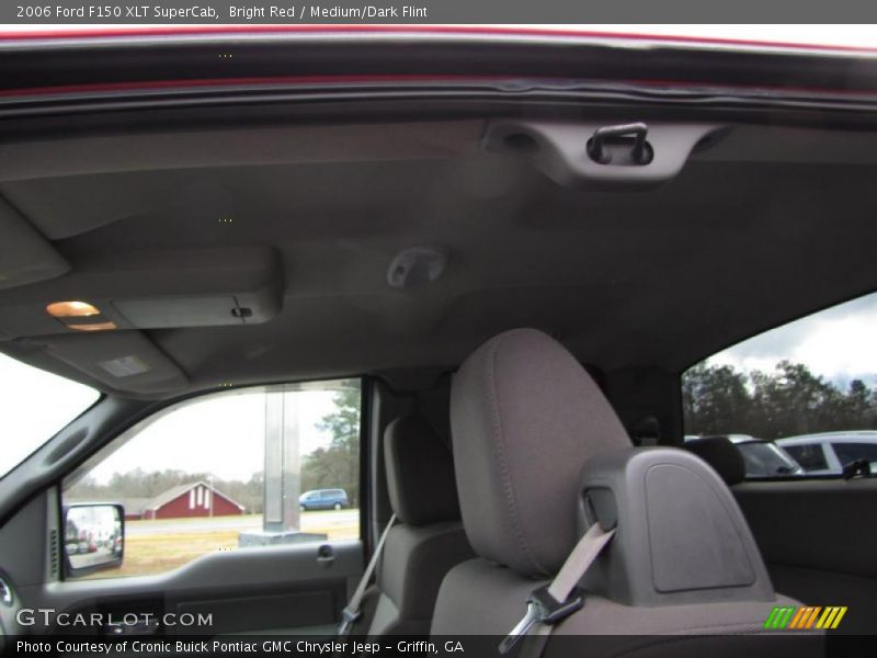 Bright Red / Medium/Dark Flint 2006 Ford F150 XLT SuperCab