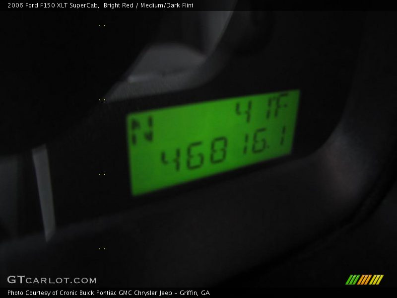 Bright Red / Medium/Dark Flint 2006 Ford F150 XLT SuperCab