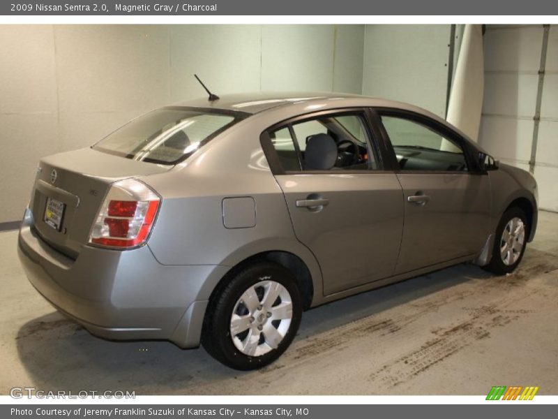 Magnetic Gray / Charcoal 2009 Nissan Sentra 2.0