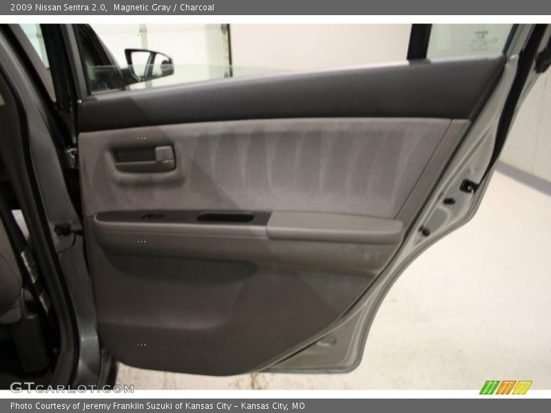 Magnetic Gray / Charcoal 2009 Nissan Sentra 2.0