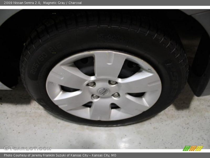Magnetic Gray / Charcoal 2009 Nissan Sentra 2.0