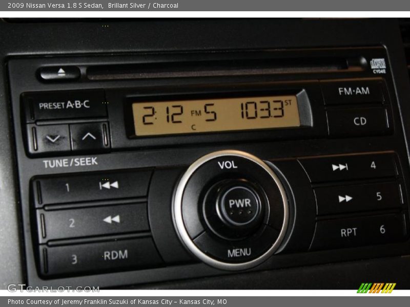Brillant Silver / Charcoal 2009 Nissan Versa 1.8 S Sedan