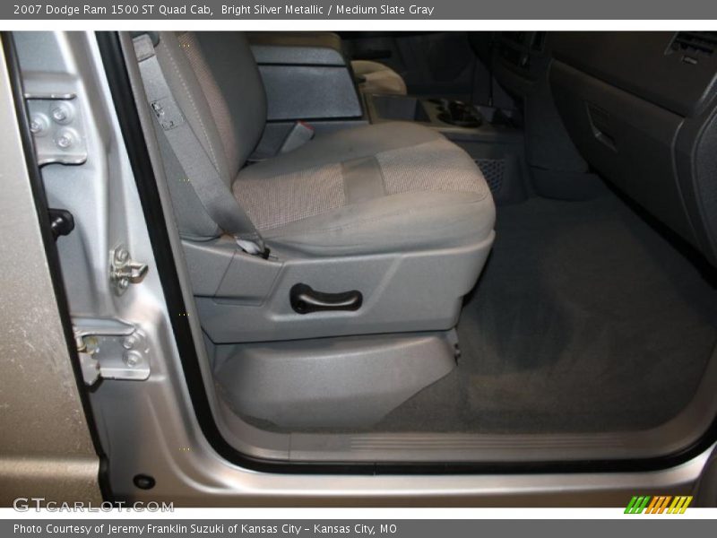 Bright Silver Metallic / Medium Slate Gray 2007 Dodge Ram 1500 ST Quad Cab