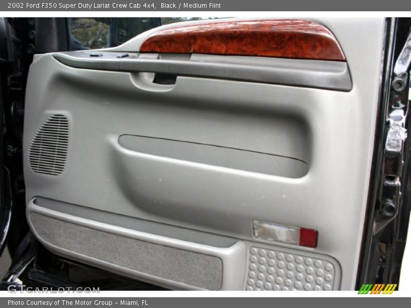 Black / Medium Flint 2002 Ford F350 Super Duty Lariat Crew Cab 4x4