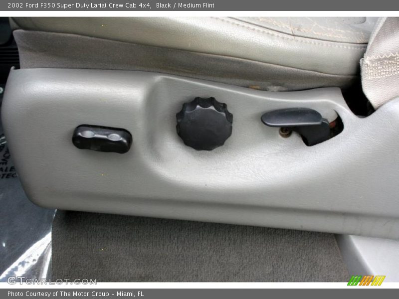 Black / Medium Flint 2002 Ford F350 Super Duty Lariat Crew Cab 4x4