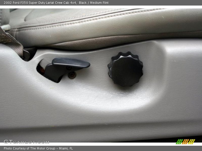 Black / Medium Flint 2002 Ford F350 Super Duty Lariat Crew Cab 4x4