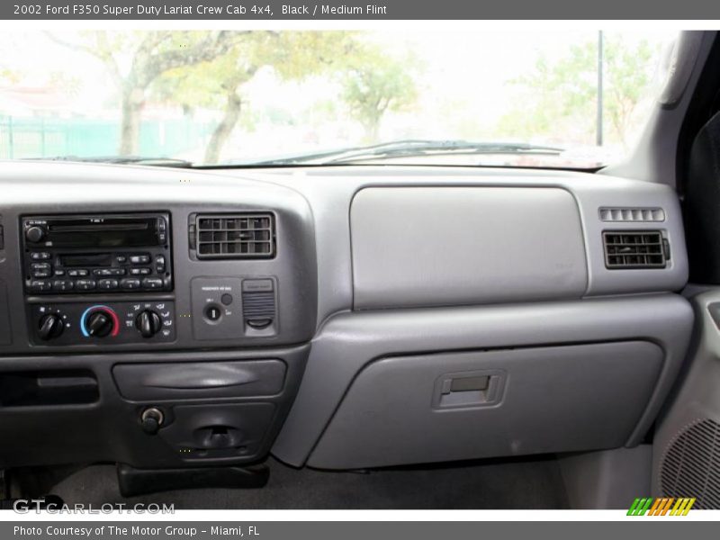 Black / Medium Flint 2002 Ford F350 Super Duty Lariat Crew Cab 4x4