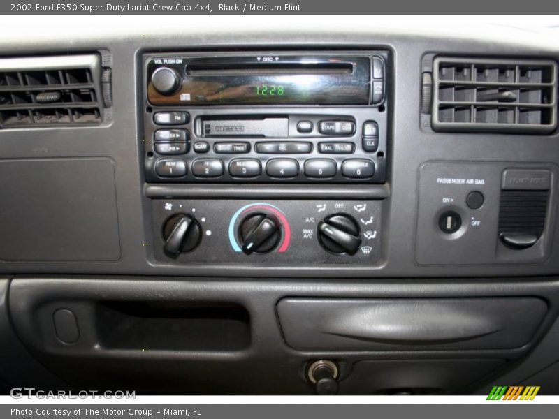 Black / Medium Flint 2002 Ford F350 Super Duty Lariat Crew Cab 4x4