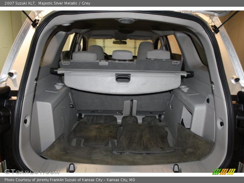  2007 XL7  Trunk