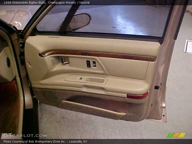 Door Panel of 1999 Eighty-Eight 