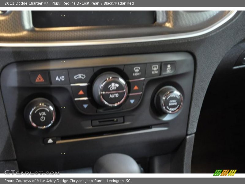 Controls of 2011 Charger R/T Plus